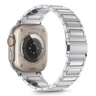 Sidabro spalvos apyrankė "Tech-Protect Stainless Classic" laikrodžiui Apple Watch 6 / 7 / 8 / 9 / 10 / SE / ULTRA 1 / 2 (44 / 45 / 46 / 49 MM)